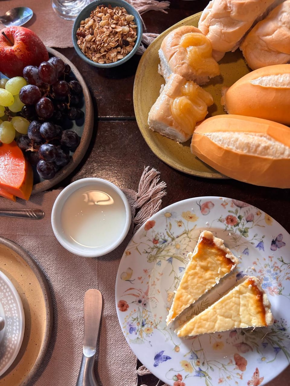 Hospedagem Flor de Alissah Bed and Breakfast in State of Rio de Janeiro