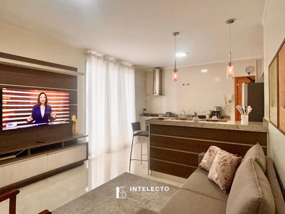 TV and multimedia, Kitchen or kitchenette, Living room, Dinner