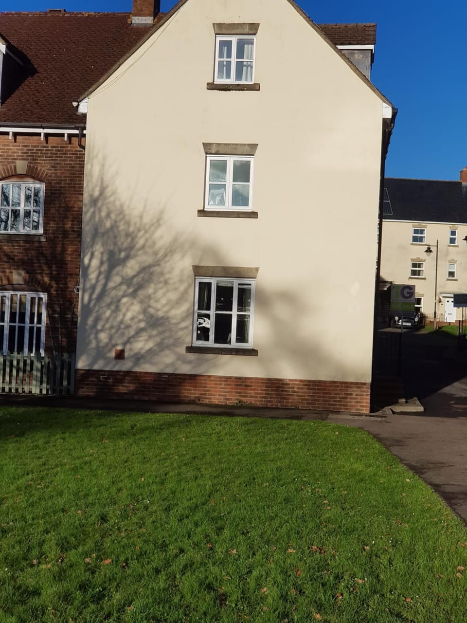 Canal Side Home House in Stroud