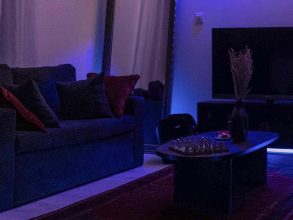 Night, TV and multimedia, Living room, Seating area, Entertainment