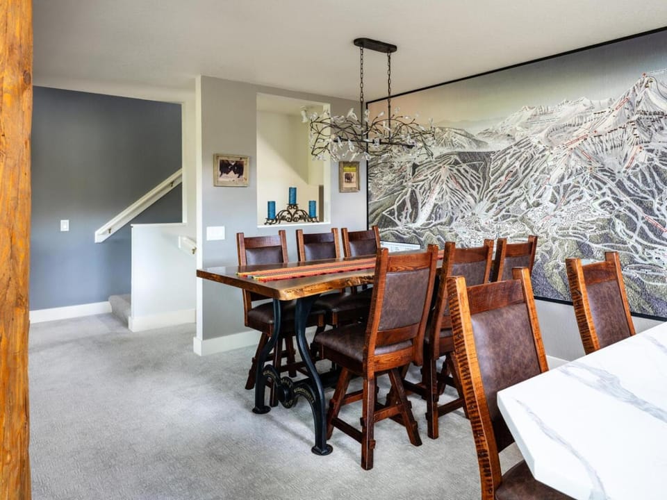 Saddle Ridge N2 House in Big Sky