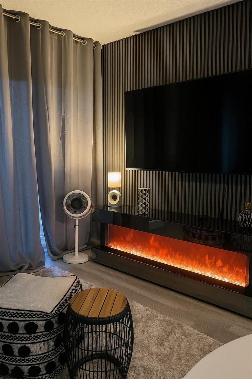 3704 Fully remodeled & modern Enclave at Unviersal Apartment in Orlando