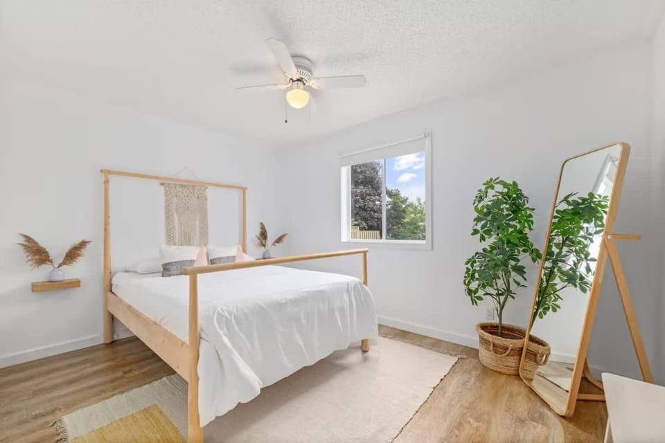 The Townie a 5BR Family & Group Poolside Retreat - ST 2025-0095 House in New York