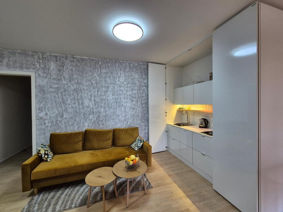 Kitchen or kitchenette, Seating area