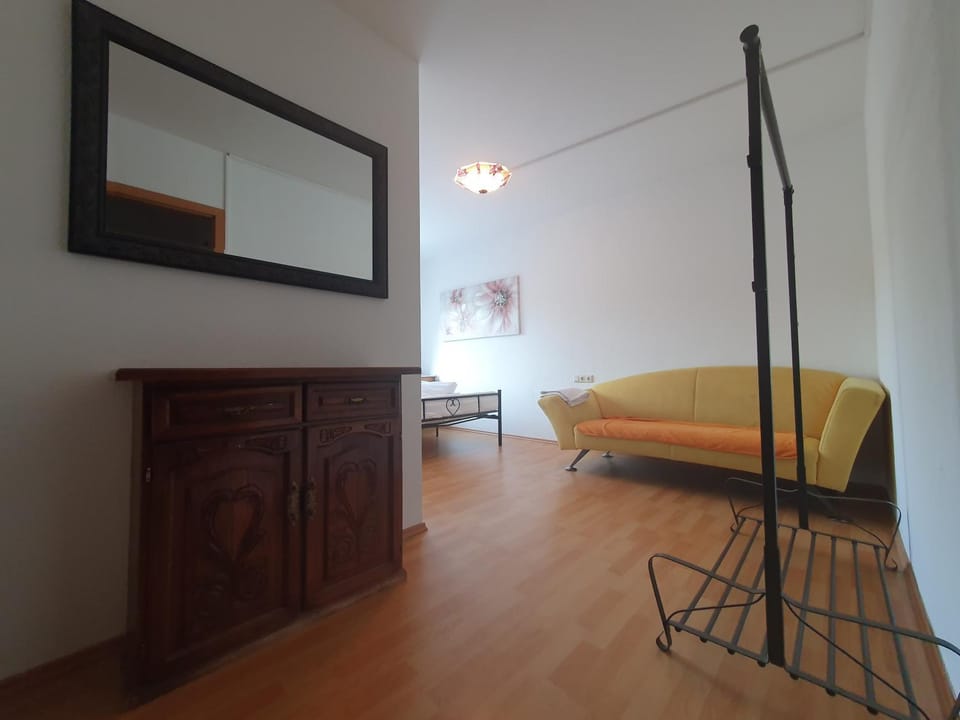 Seating area, Bedroom