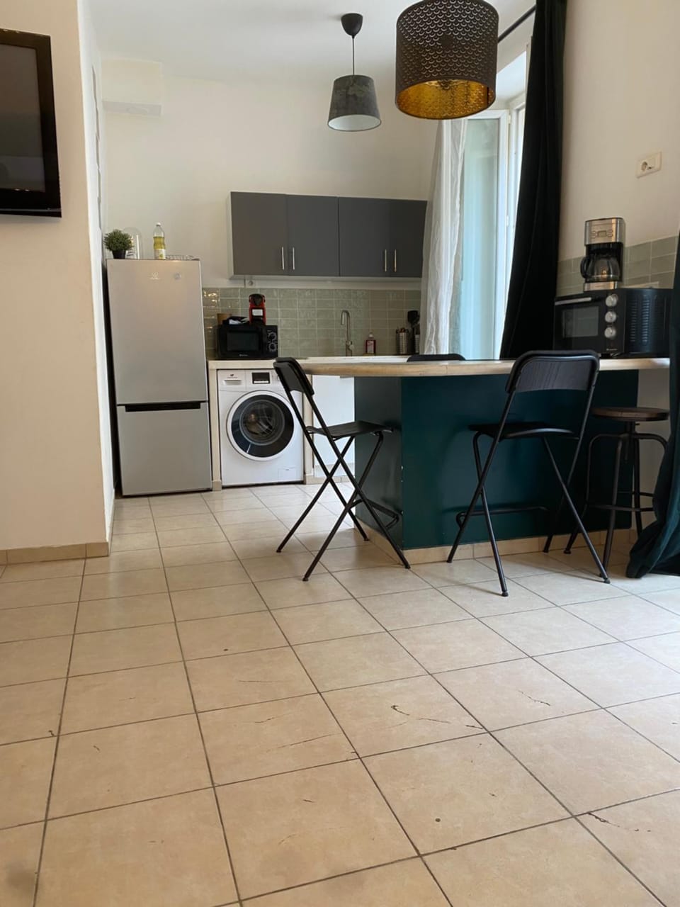FLCbm-Métro Désirée Clary- T2 - 1 Chambre Apartment in Marseille