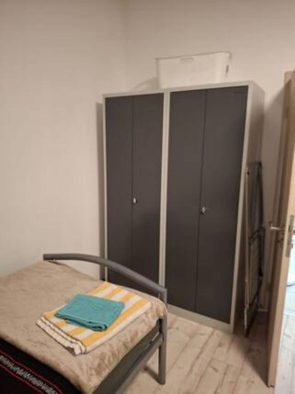 Schöne Vollausgestattete Monteurs- Gästewohnungen 6105 Apartment in Thuringia, Germany