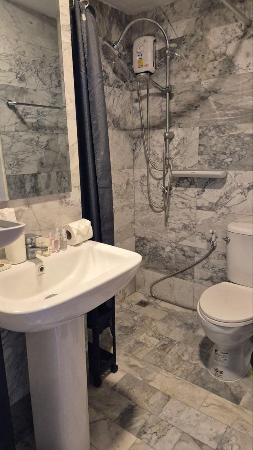 Shower, Toilet, Bathroom