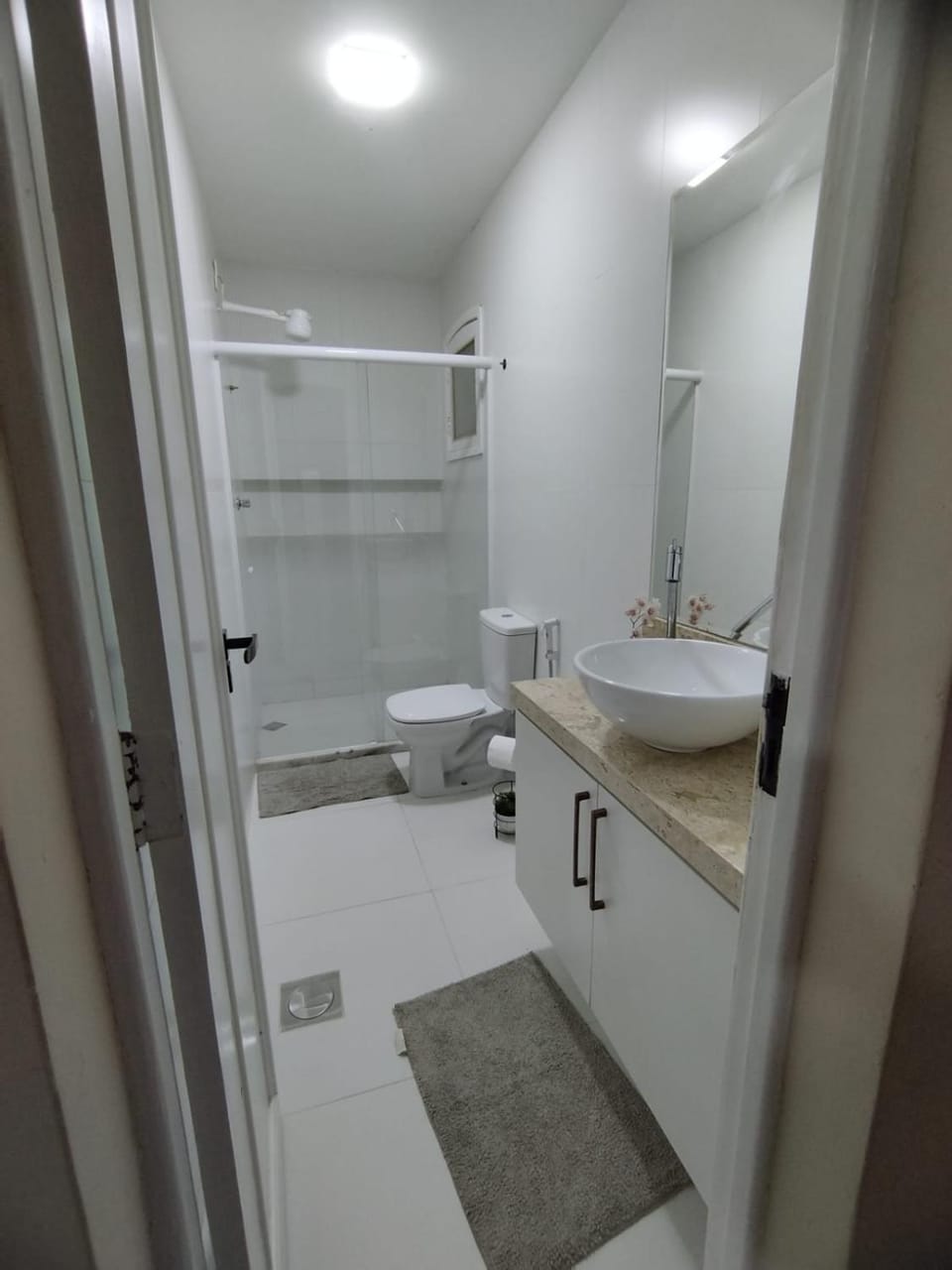 Shower, Bathroom, towels