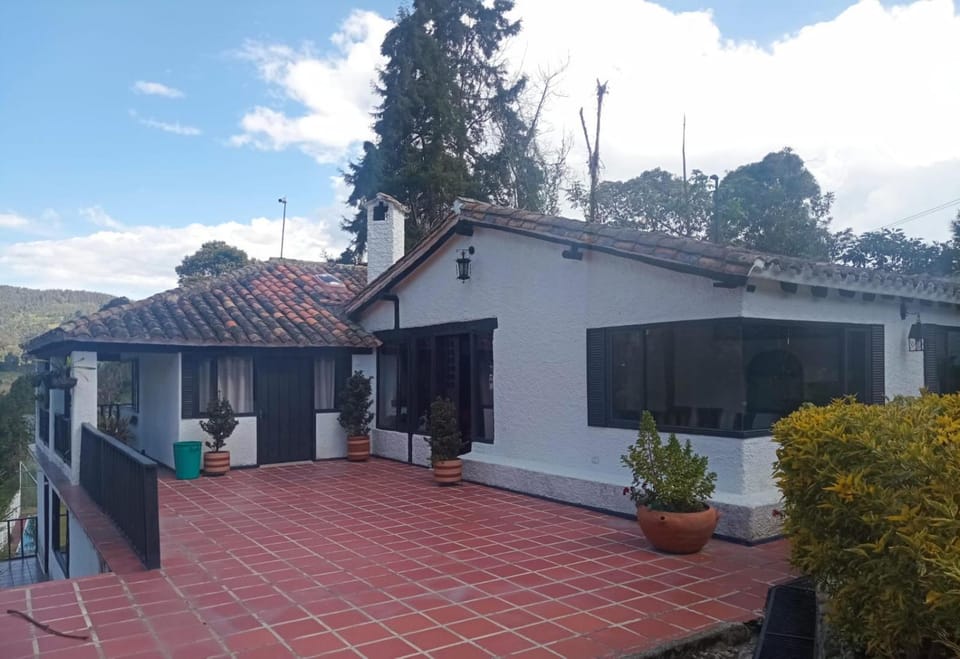 Finca san Rafael House in Cundinamarca, Colombia