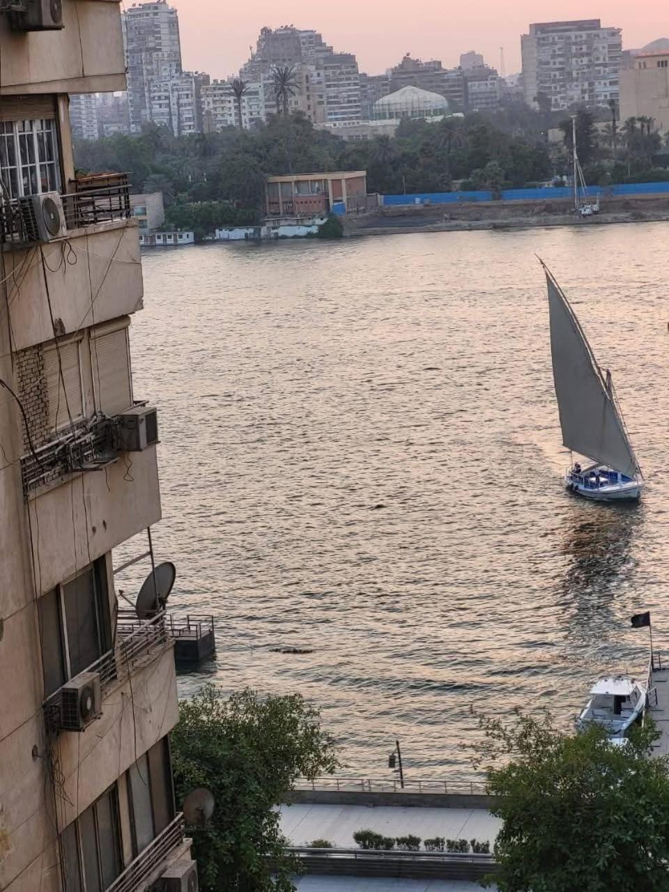 A luxury partment in garden city for families Apartment in Cairo