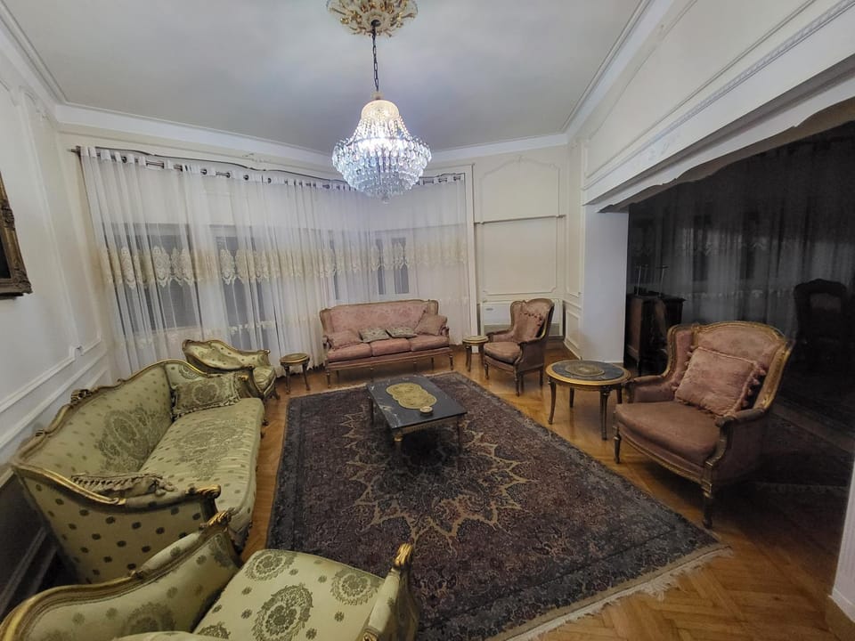 A luxury partment in garden city for families Apartment in Cairo