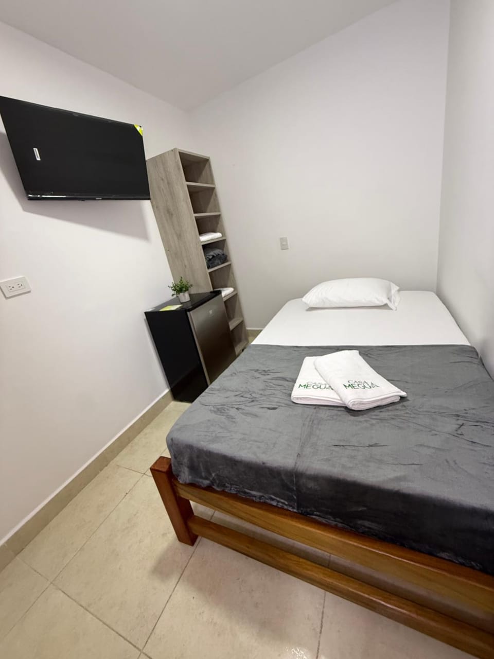 Apartaestudio grupal privado dentro de hotel Hotel in Medellin