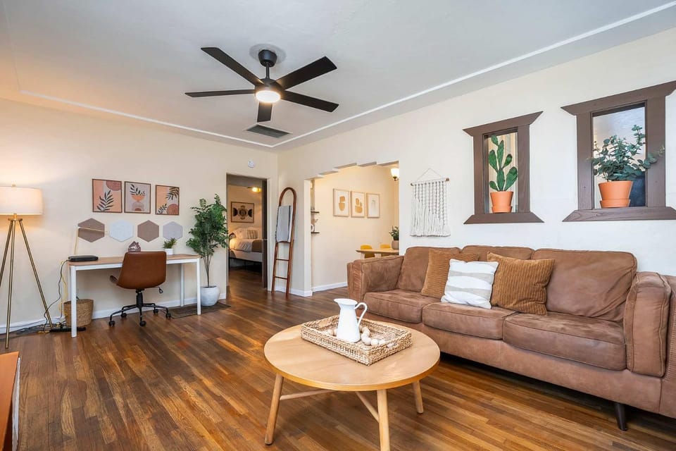 North Park Oasis - Hot Tub, Fire Pit & Patio House in San Diego