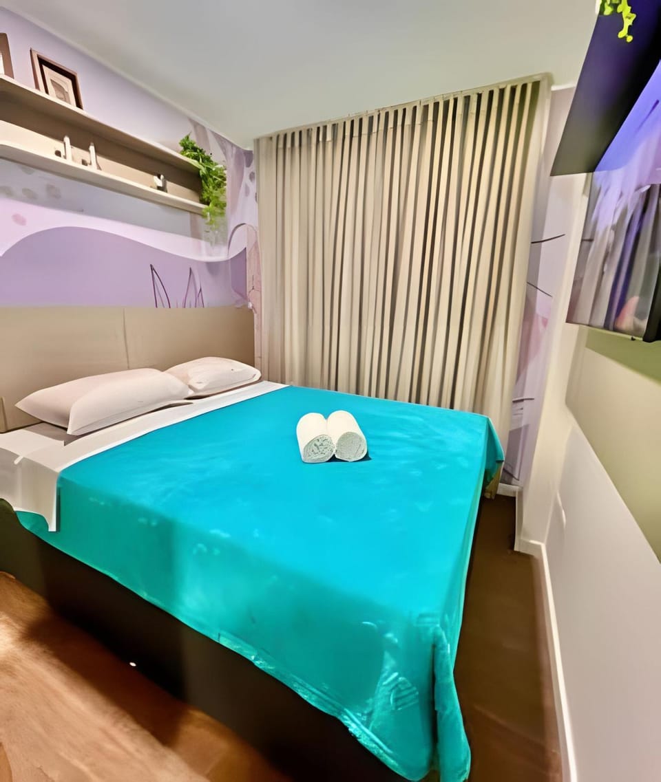 Bed, TV and multimedia, Photo of the whole room