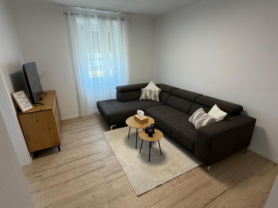 Haus mit Terrasse in Parndorf House in Austria