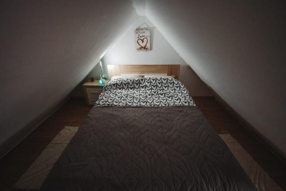 Holiday Home Relax Maison - Jacuzzi - city view House in Sarajevo