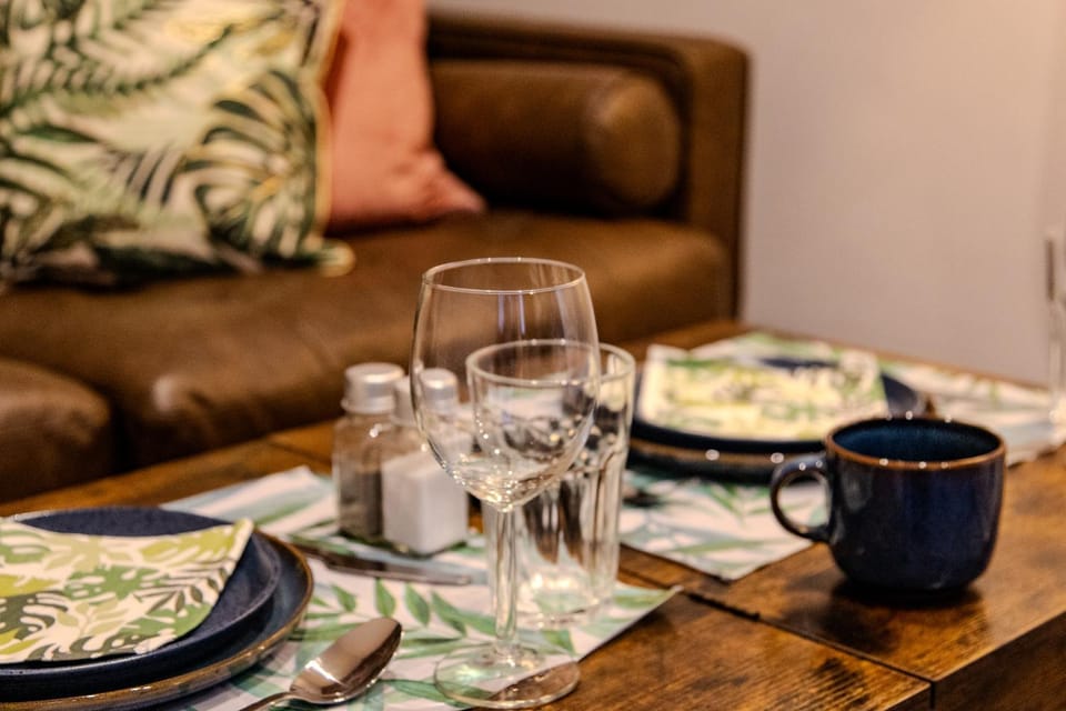 Casa Cabana - Tropical City Center - 3BR - Sleep 7 Apartment in Newcastle upon Tyne