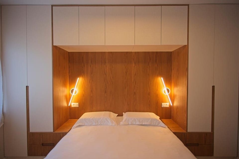 Bed, Bedroom, wardrobe