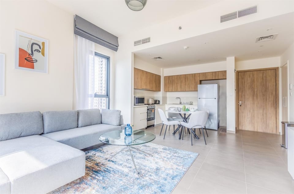 Elite LUX Holiday Homes - Upscale & Stylish 2BR Dubai Hills Apartment in Dubai