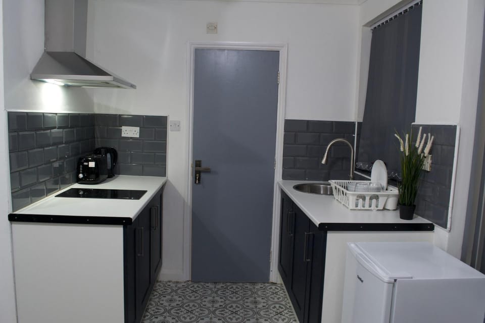 Lea Bridge Luxe Living Apartment in London Borough of Hackney