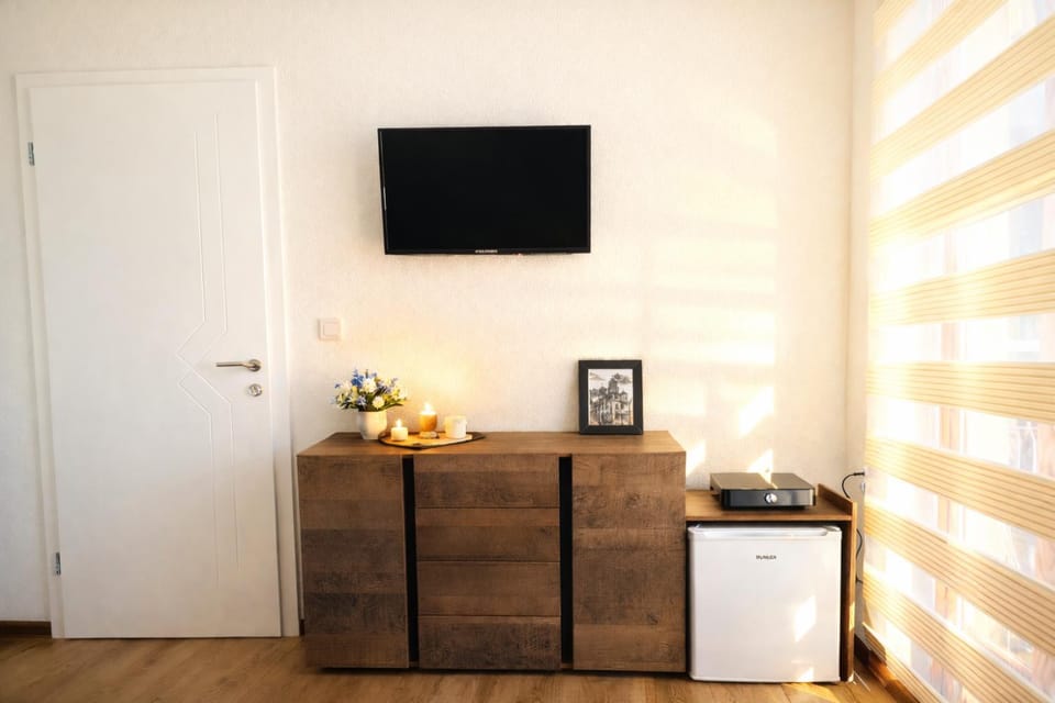 TV and multimedia, Area and facilities