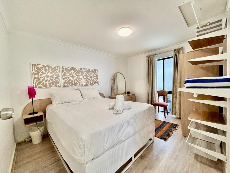 Coastal Sea Breeze 1Bedrm Retreat Scarborough Apartment in Perth