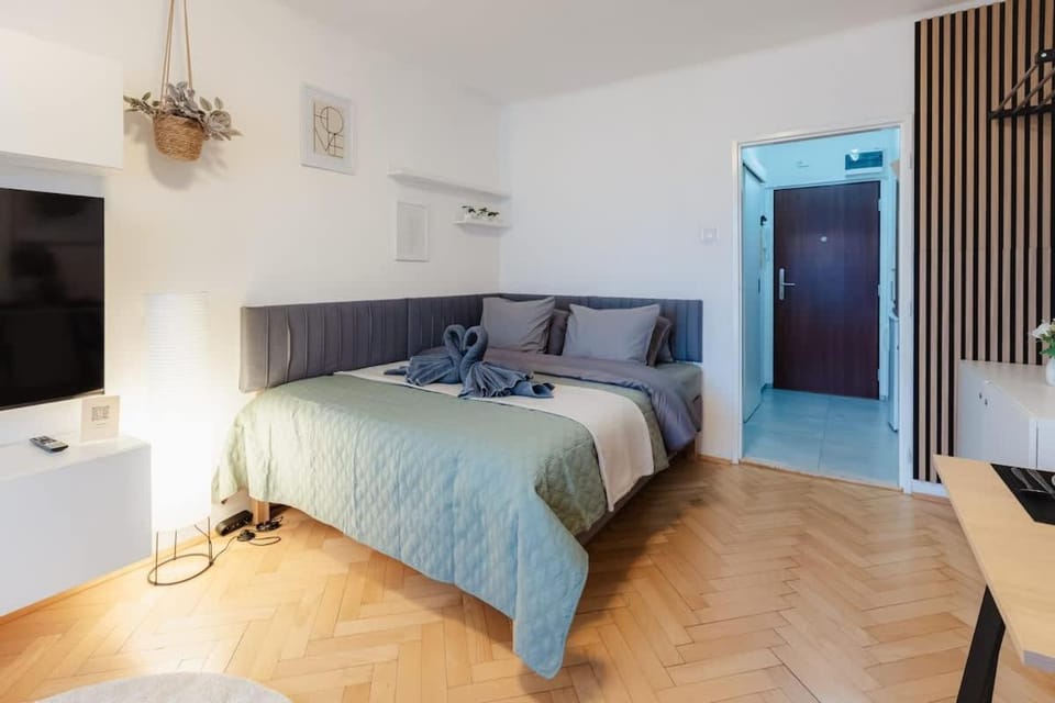 BNB Sunny Balcony Studio Bratislava Apartment in Bratislava