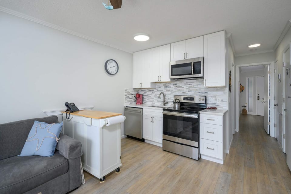 Ocean Villa B349 Ocean View Beach Retreat Apartment in Hilton Head Island