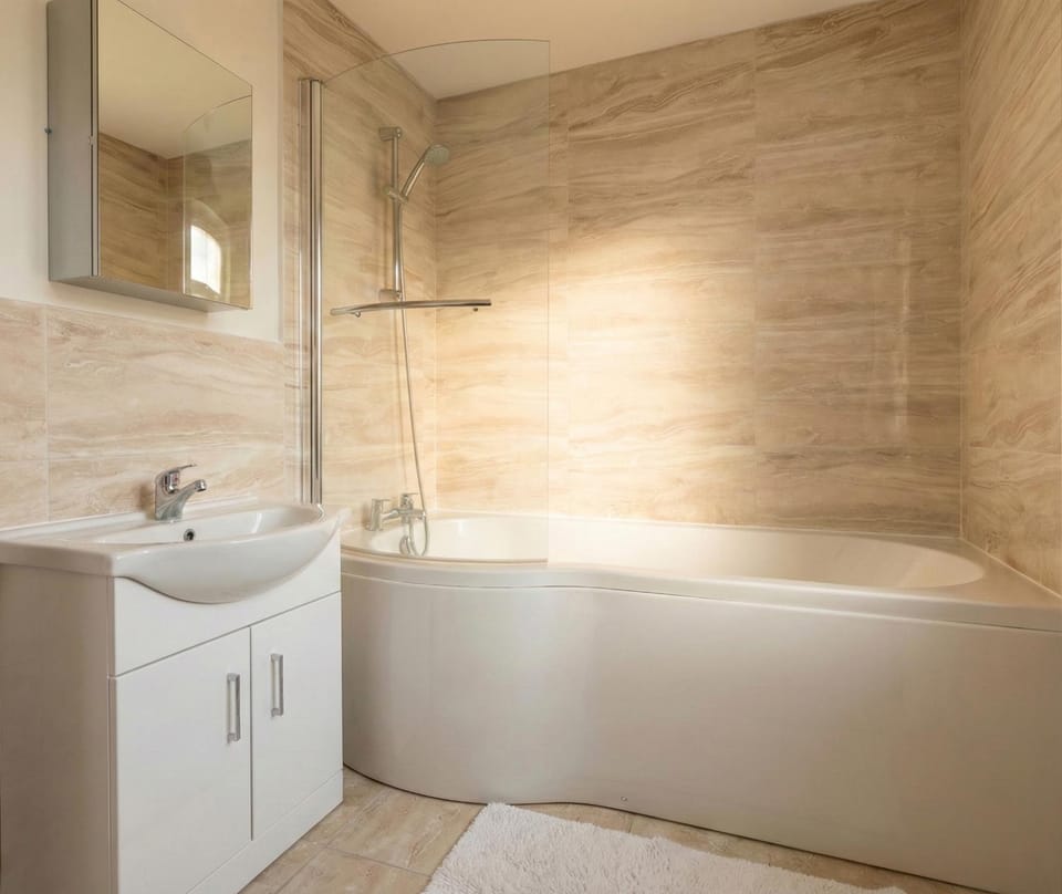 Convenient 2-Bed by Victoria Station and Sloane Square Station with balcony, Designer's Flat Apartment in City of Westminster