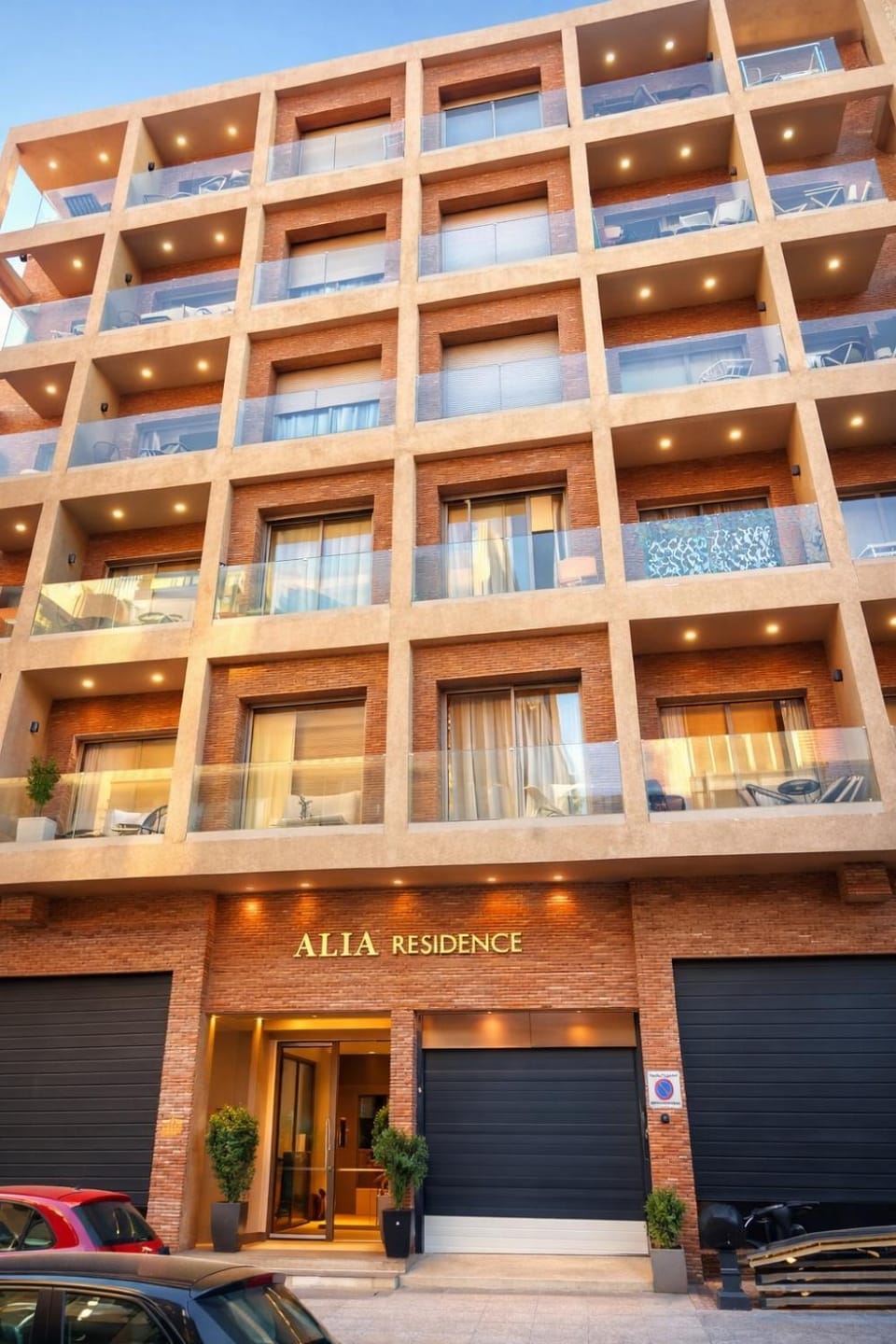 Property building, Day, Location