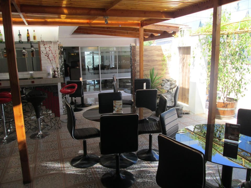 Lounge or bar