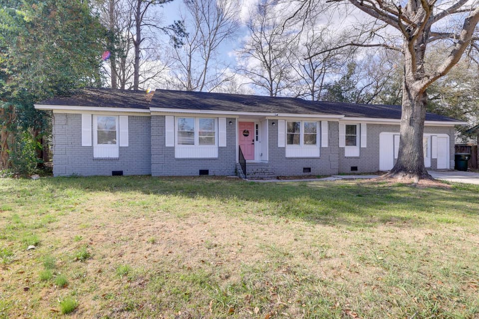 Suburban Family Home 18 Mi to Dtwn Charleston! House in Goose Creek