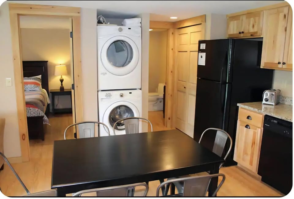 laundry, kitchen