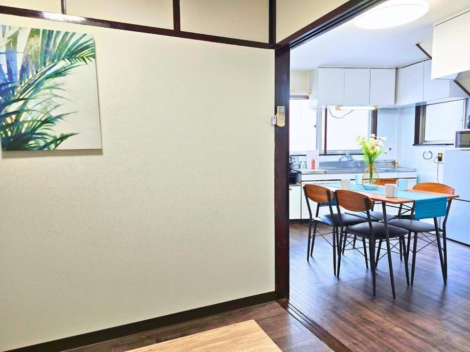 蒲生ゲストハウス Apartment in Osaka