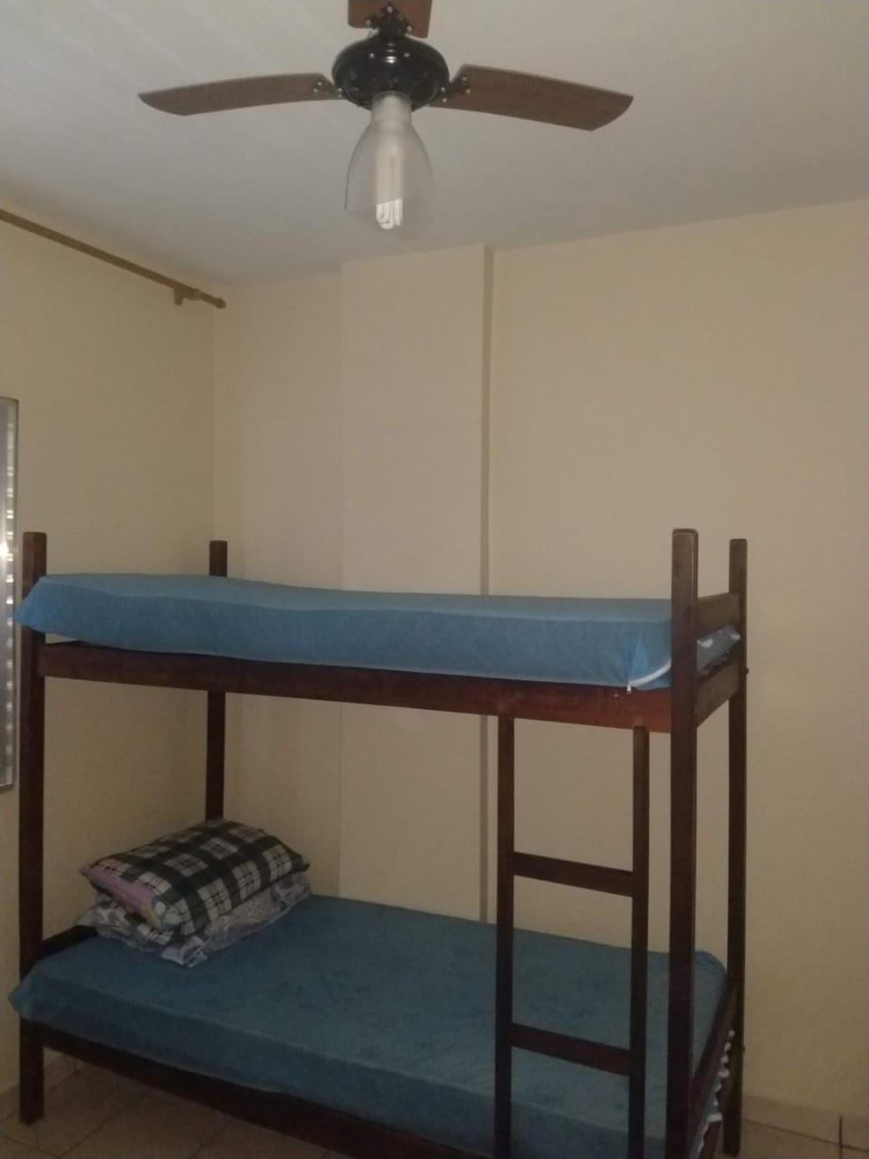 Hostel Familiar na praia Ocian Vacation rental in State of São Paulo