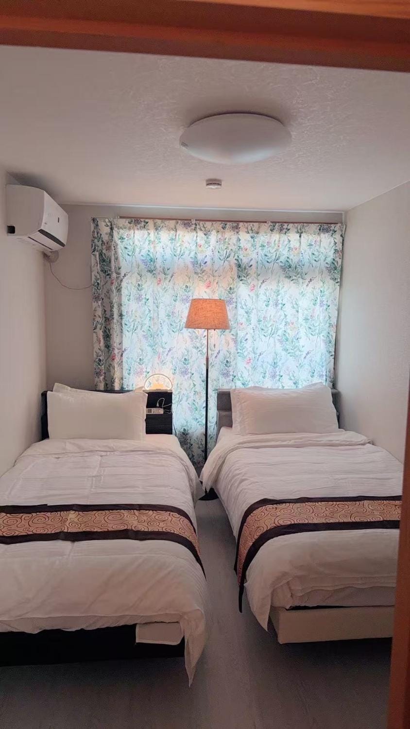 MUTSUMI Hotel Bed and Breakfast in Fukuoka Prefecture