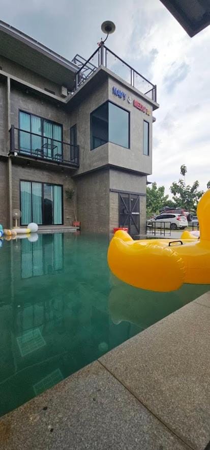 Navy Medic 36 Poolvilla Villa in Chon Buri Changwat