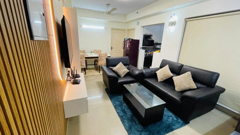 Peaceful Ved Van View Apartment Hyde Park Noida Apartment in Noida