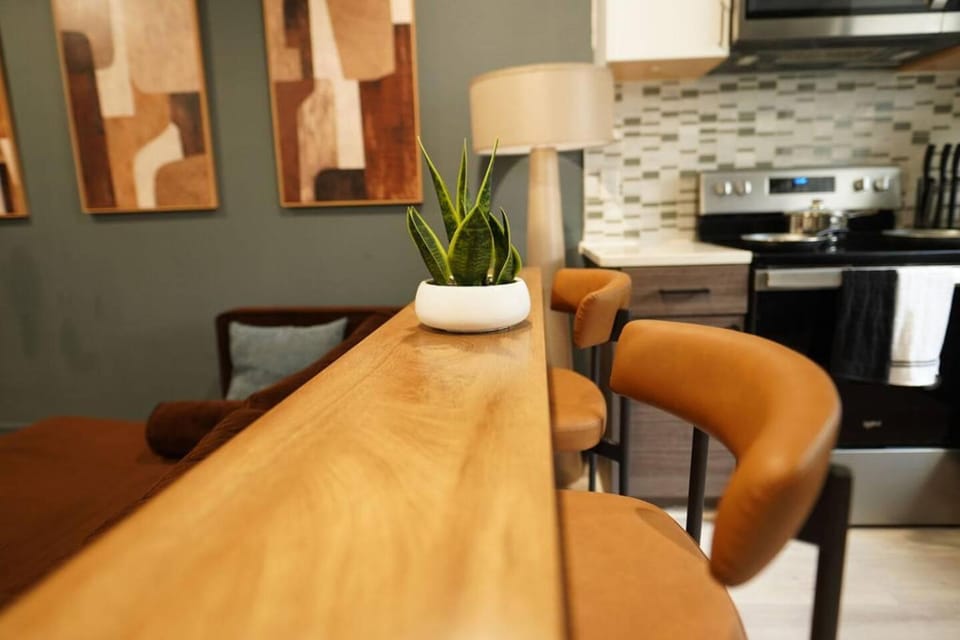 Moody Japandi Hideaway | Stylish 1BR near Downtown Apartment in Dallas