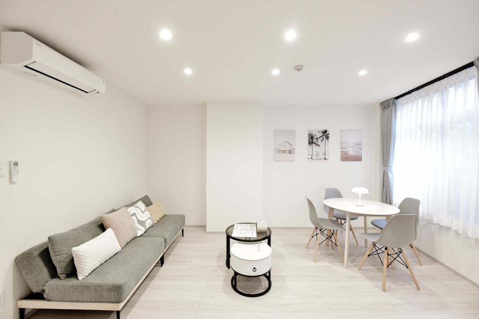 Room 203 Modern 2LDK,Near Namba,15min to Dotonbori,WiFi Apartment in Osaka