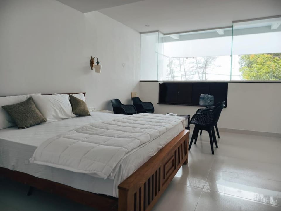 Living room, Photo of the whole room, Bedroom