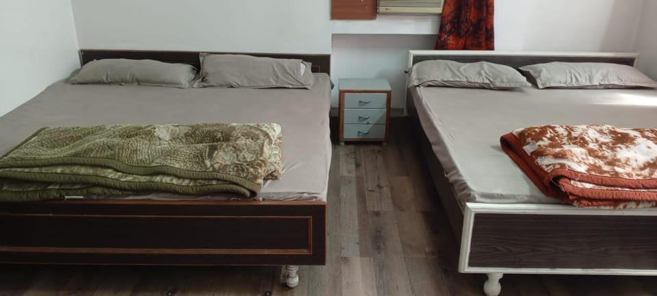 Aaditya ashram sewa samiti Bed and Breakfast in Varanasi