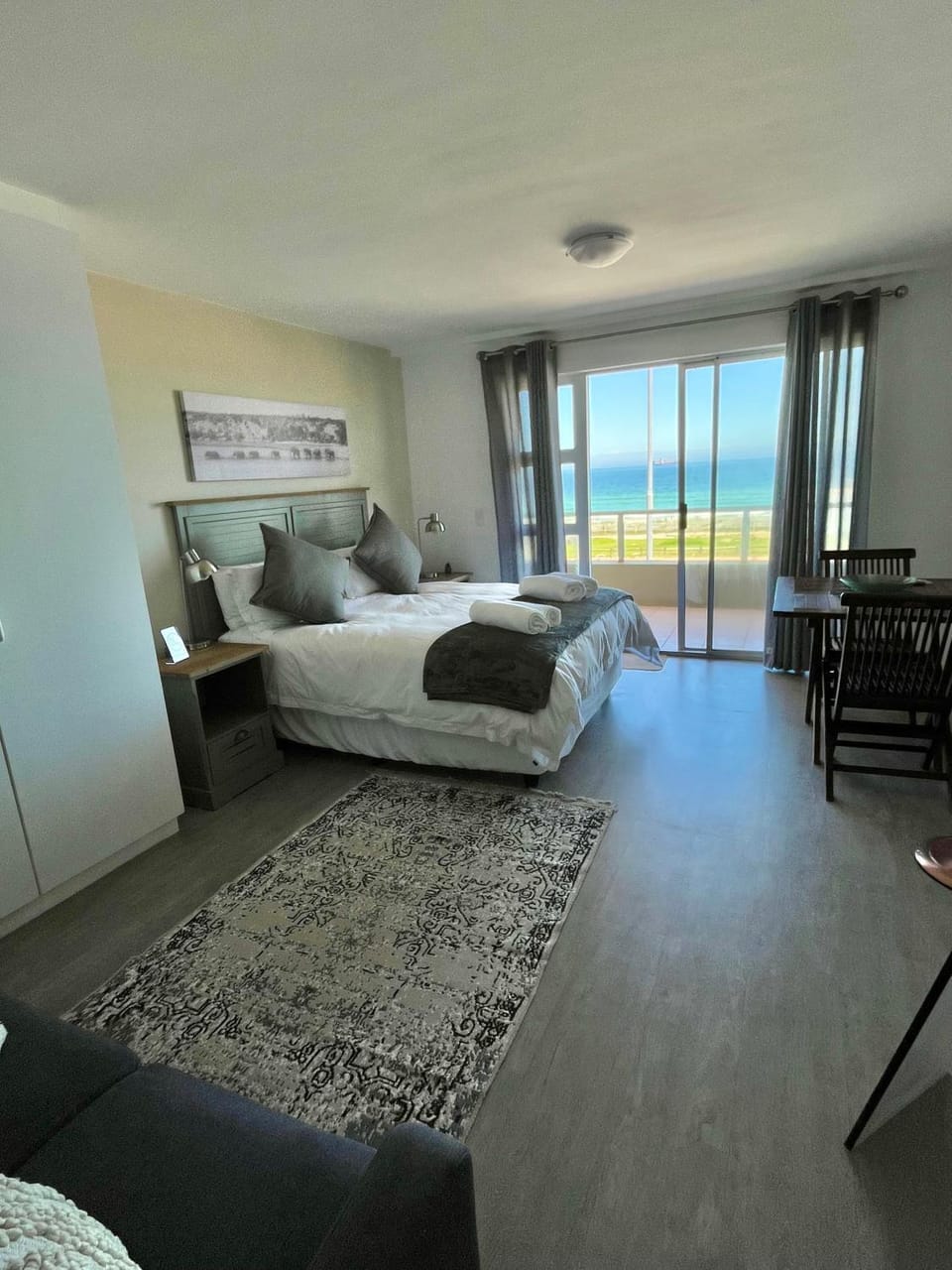 Sea Spray B103 Apartment in Cape Town