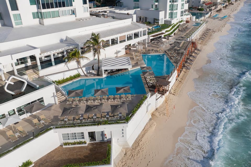 Lua Boutique Studios Resort in Cancun