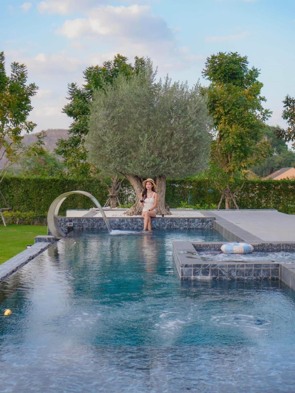 Swimming pool