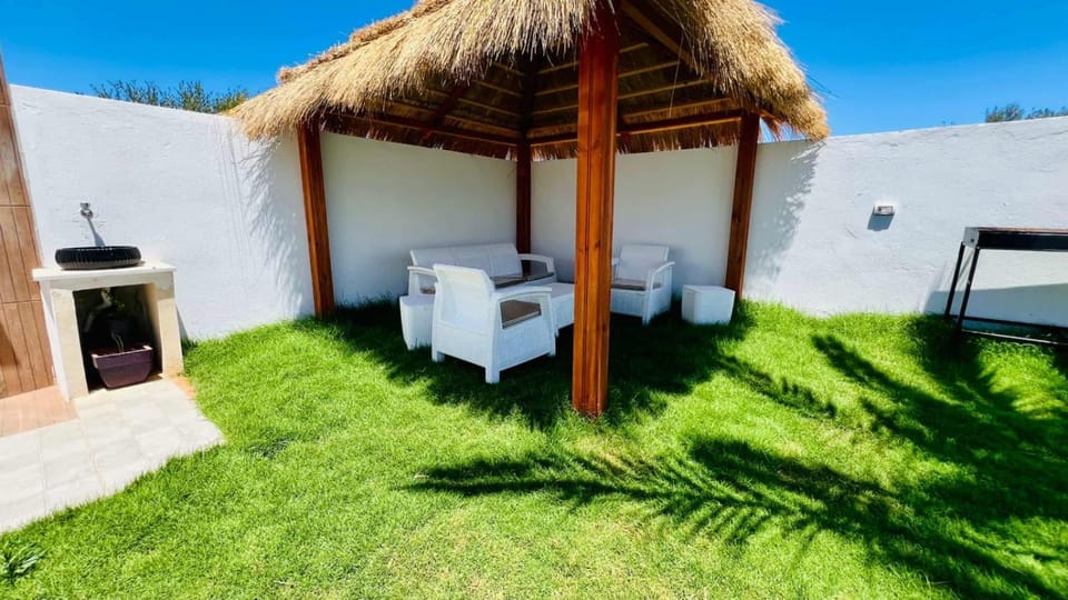 Villa de luxe avec piscine privée à Tezdainne, Djerba House in Tunis