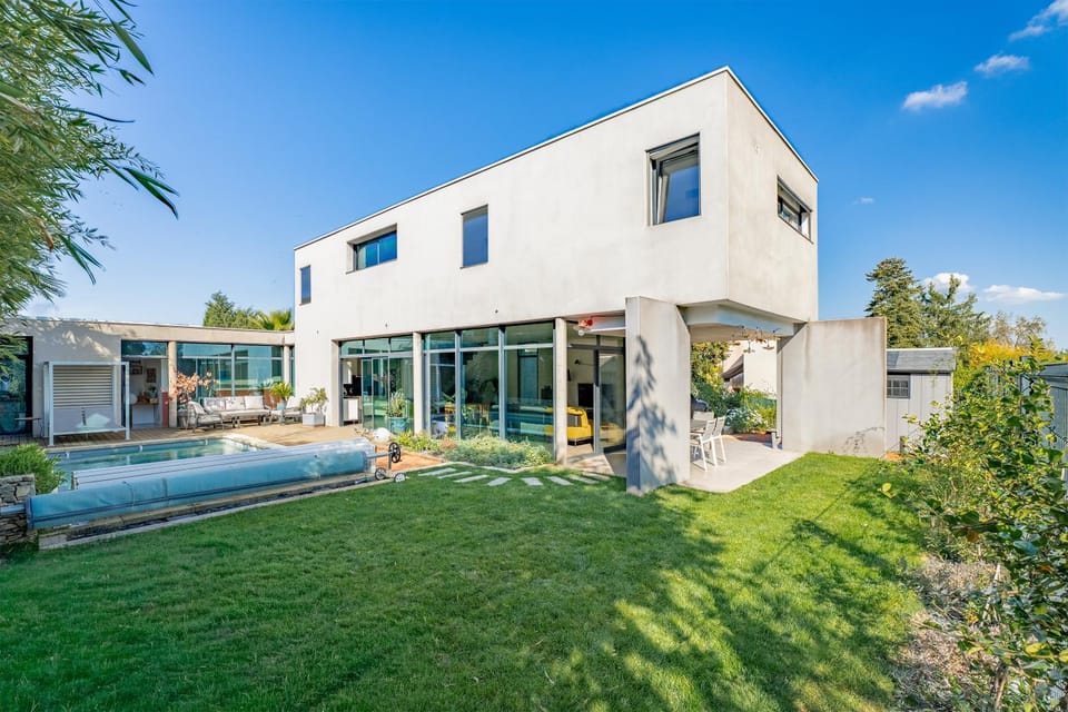 Chez Jennifer - Luxueuse villa d'architecte avec piscine privée Villa in Occitanie