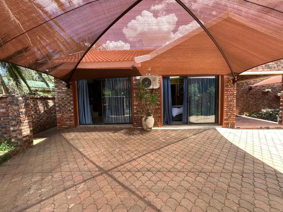 5 Moepel Bed and Breakfast in North West, South Africa