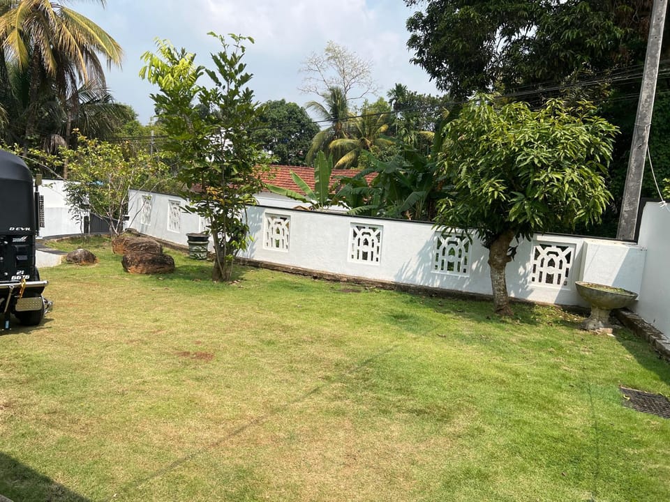 Island leisure Villa in Southern Province